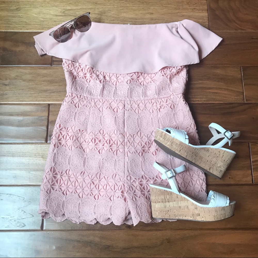 Entro Blush Pink Patterned Cold Shoulder Romper L